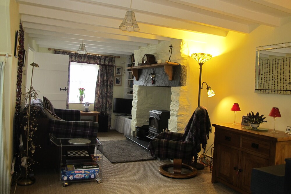 Noddfa - A romantic Snowdonia country cottage.
