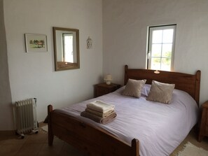 3 間睡房、熨斗/熨衫板、可攜式嬰兒床、免費 Wi-Fi