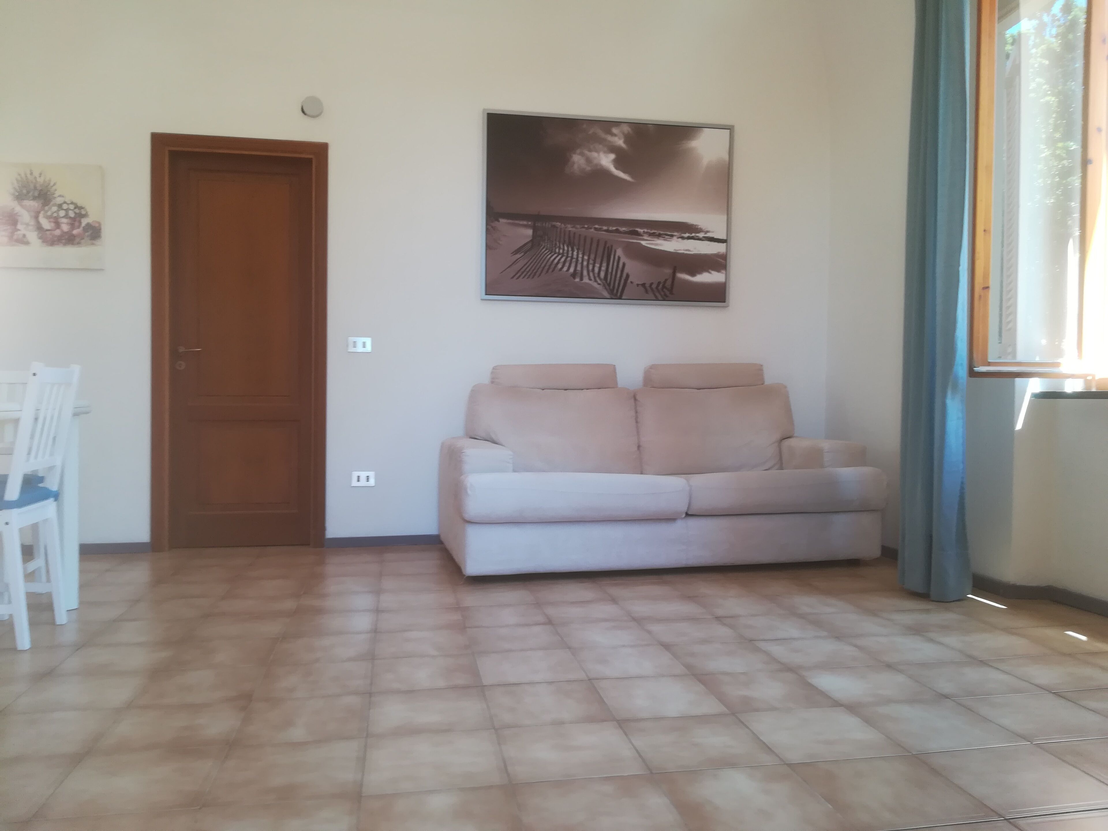 THE GLICINE APARTMENT IN VILLA ON THE SEA
