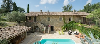 Charming mill dating from the 18th century 10 km from Uzès