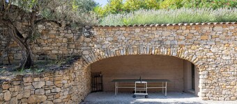 Charming mill dating from the 18th century 10 km from Uzès