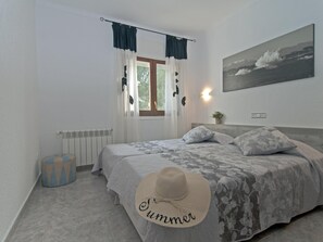 Room - House very beautiful in quiet area (l'Escala)