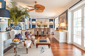 Dining - Extraordinary seafront villa with pool for up to 9 people (Lozica)