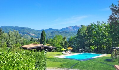 Beautiful private house with stunning views, large garden and private pool