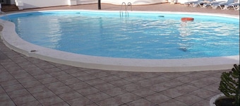 La Concha beach. 2 bedroom wifi jacuzzi and communal pools