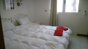 2 bedrooms, in-room safe, iron/ironing board, travel crib