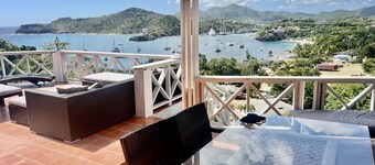 Calypso Villa Galleon Beach 2 min gange 