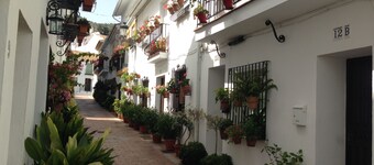 Modern furnished villa with three bed- bathrooms with private swimming pool. 