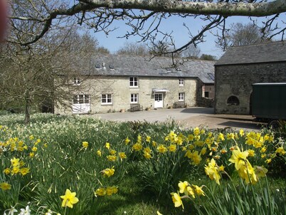 Luxury 5* Gold & ROSE Award self-catering converted barn,  idyllic rural setting