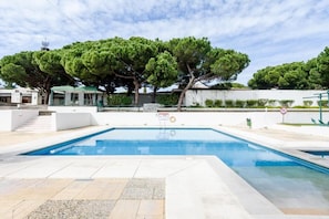 Pool - Apt near Falesia beach, fully equipped on ground floor for 4 people, adults children. (Albufeira)