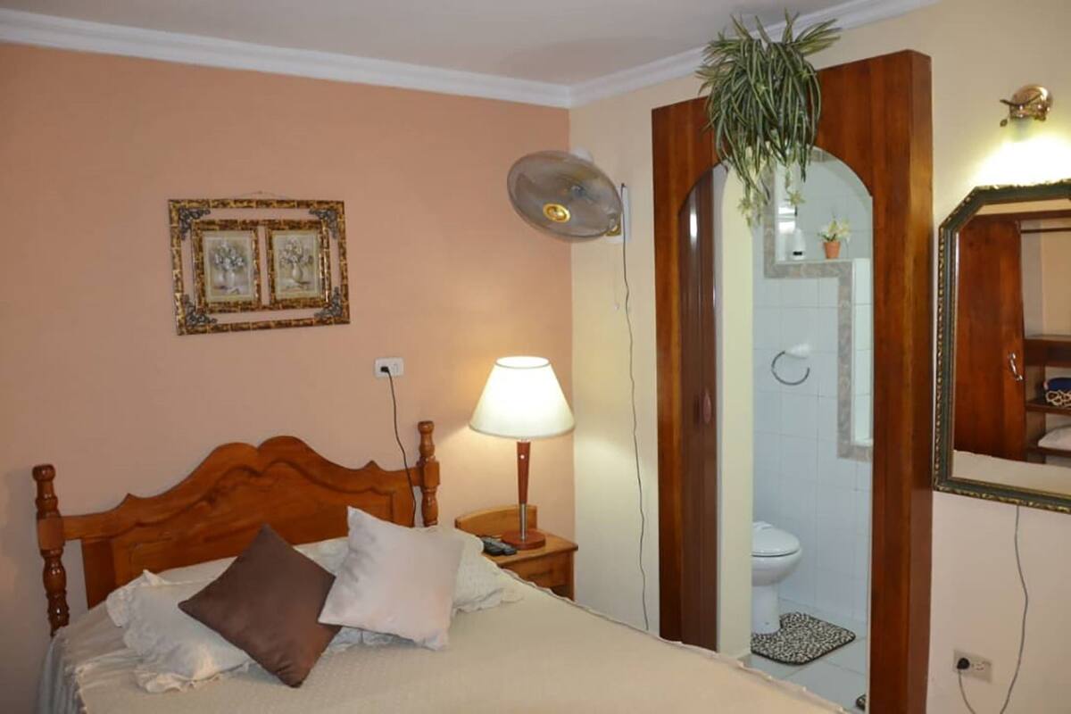 Comfort-Dreibettzimmer, Mehrere Betten, Nichtraucher | BettwÀsche