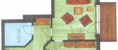 En plantegning af et hotelværelse med balkon, badeværelse, opholdsstue med sofa og bord, samt et lille tekøkken.
