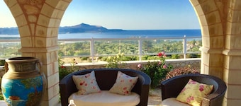 Walking distance to beach and all amenities