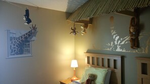 4 bedrooms, in-room safe, iron/ironing board, travel crib