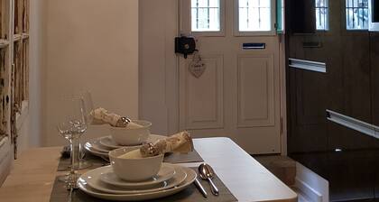 Charming Apartment II Historical Center