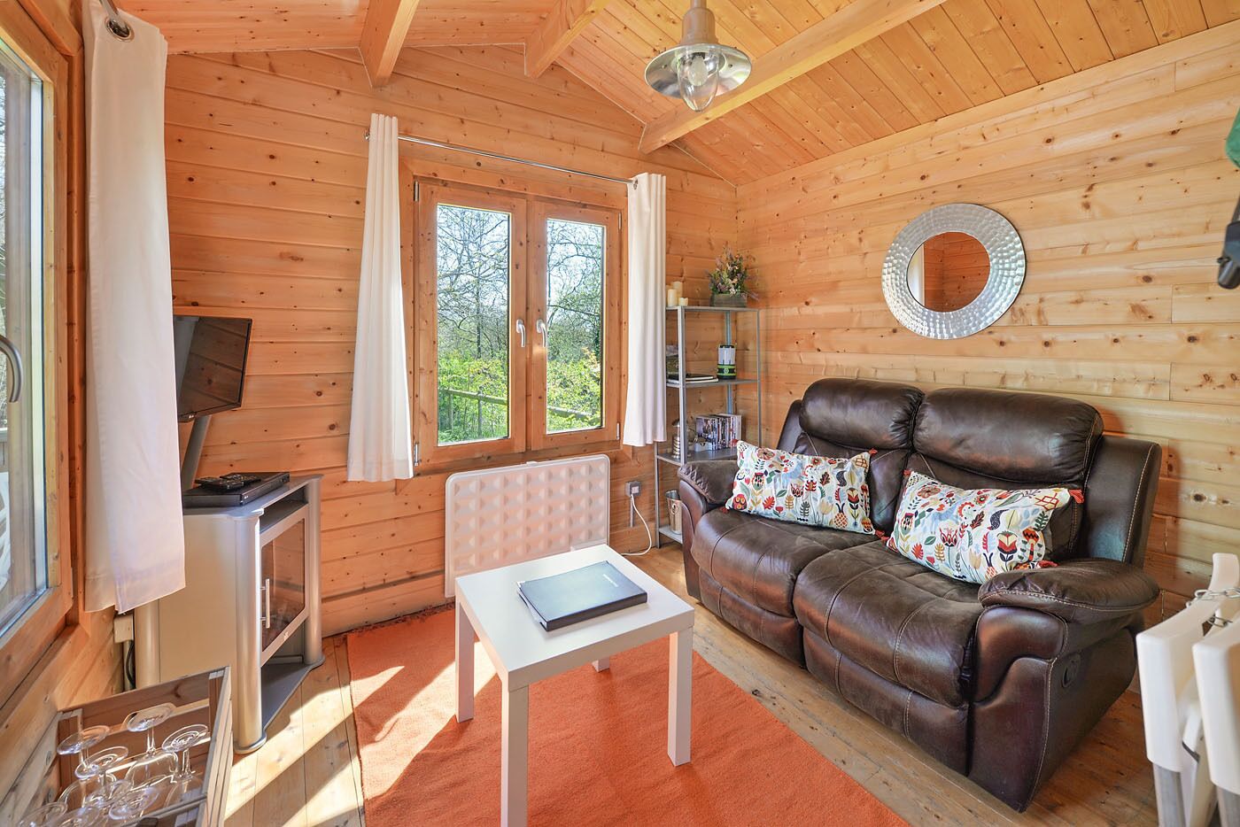 Top 10 Cabins With Hot Tub In Kent, UK Updated 2024 Trip101