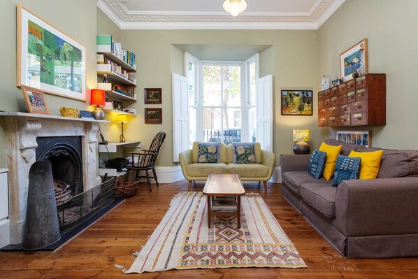 Televisor i llar de foc