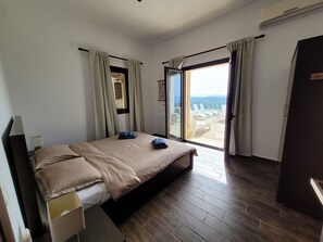 6 habitaciones, caja de seguridad en la habitación y escritorio 