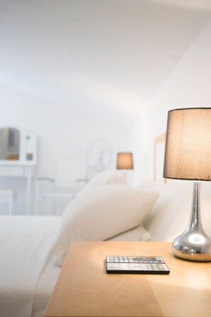 4 bedrooms, iron/ironing board, travel cot, free WiFi
