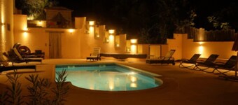Large fully air conditioned luxury villa with pool in beautiful location