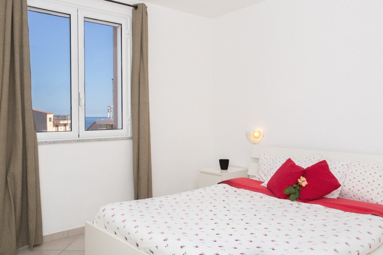 Belvedere apartment a few steps from the sea