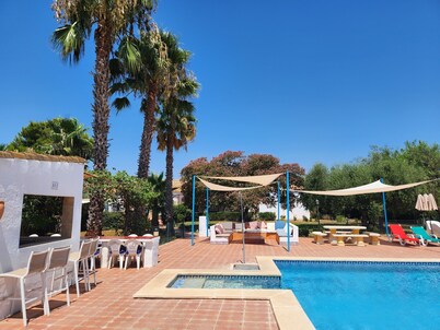Spacious Seville Cortijo with large private pool set in orange groves free wifi