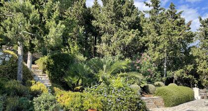 Spacious villa in extensive private grounds overlooking Ahai bay near Erimitis
