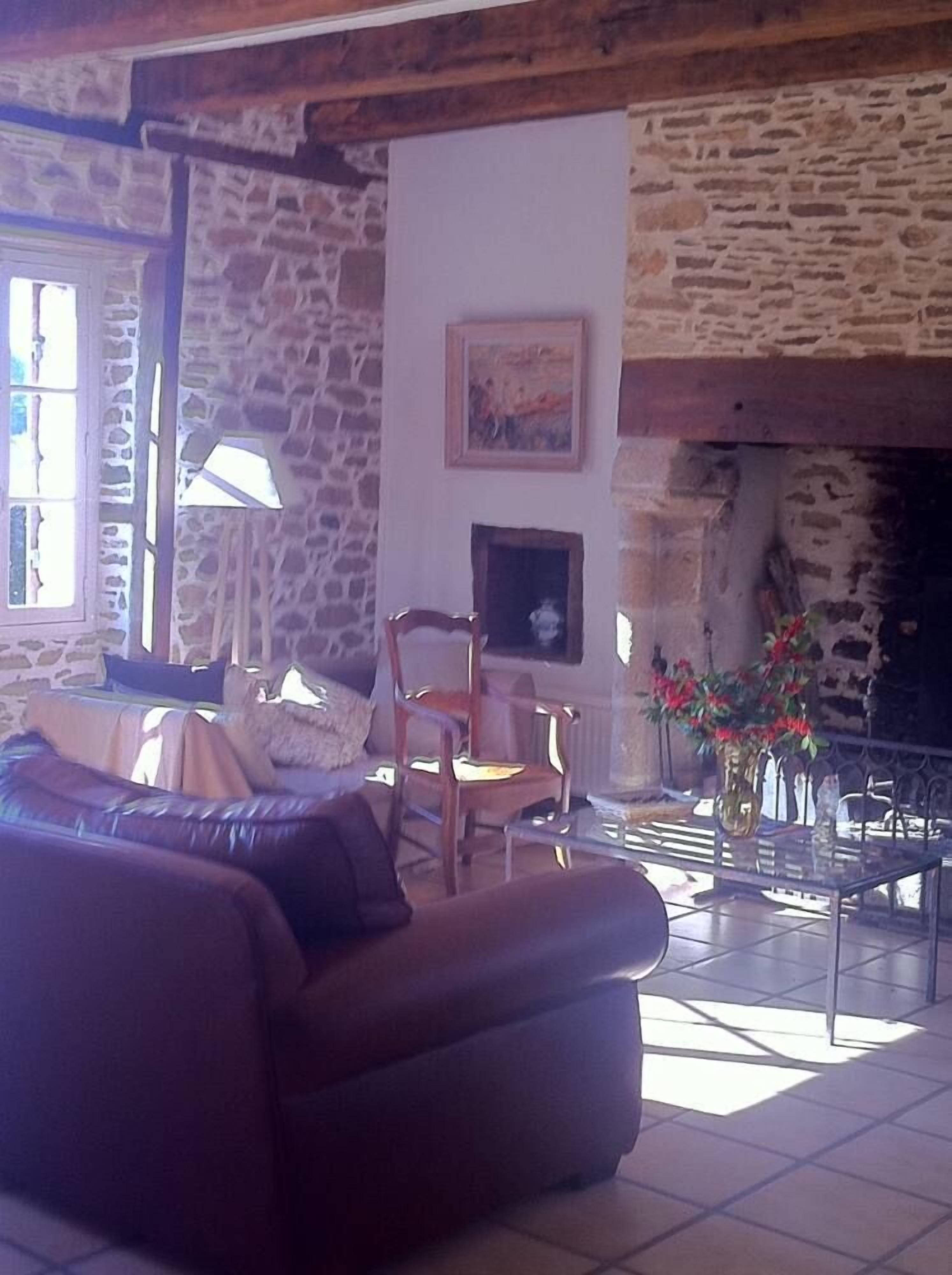 -15% DISCOUNT ON PRICE UNTIL LAST OF APRIL- BOOKING ON LINE CONTACT ME BEFORE