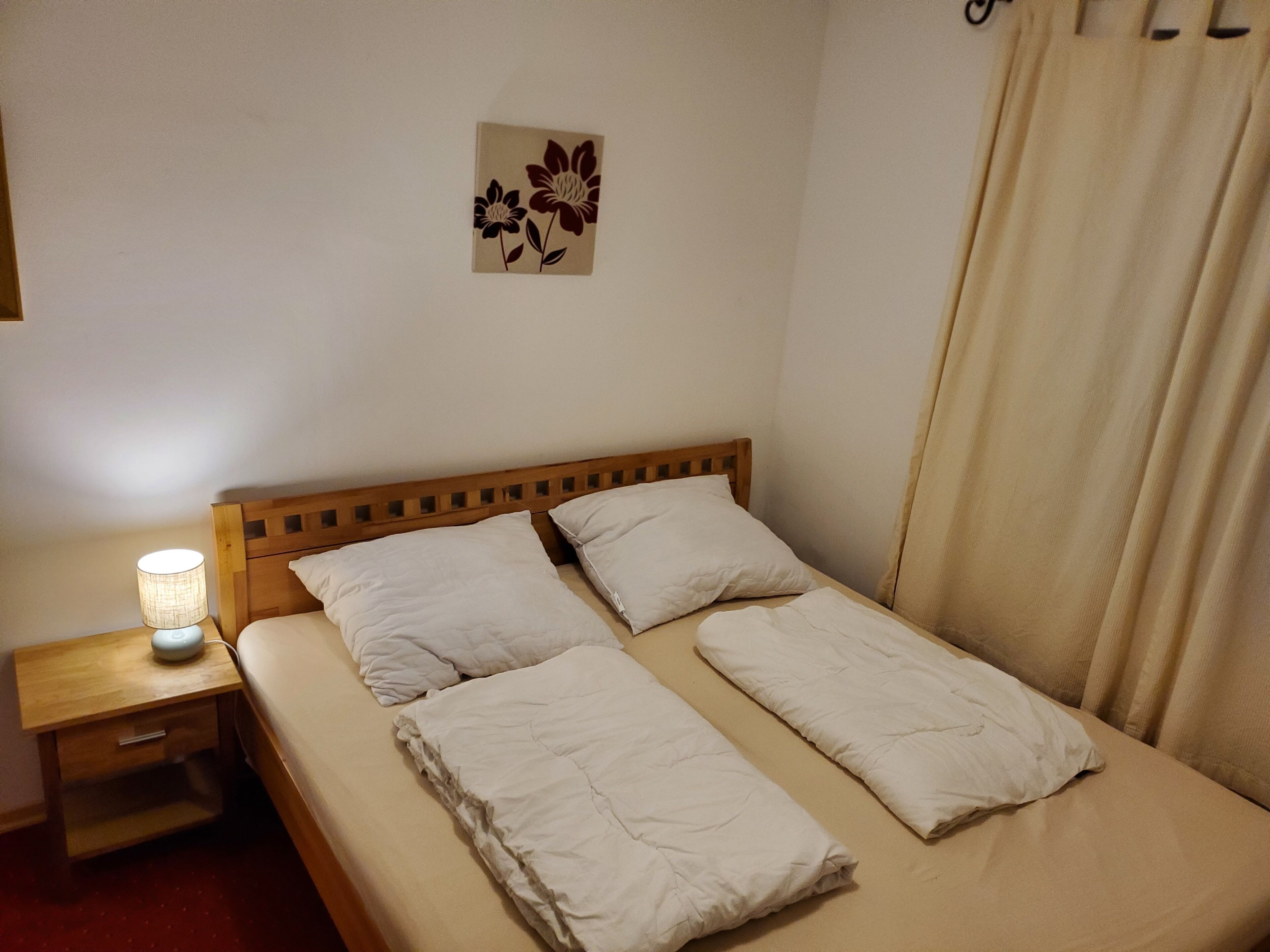 2 Schlafzimmer, Reisekinderbett, kostenloses WLAN