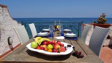 Ristorazione all'aperto