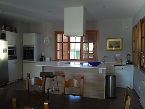 Magnificent Villa with garden and pool, overlooking the golf course