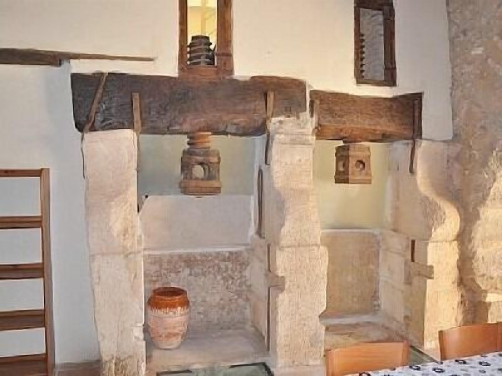 Villa Vallfort privacy and exlusivity with pool and bbq up to 30 people