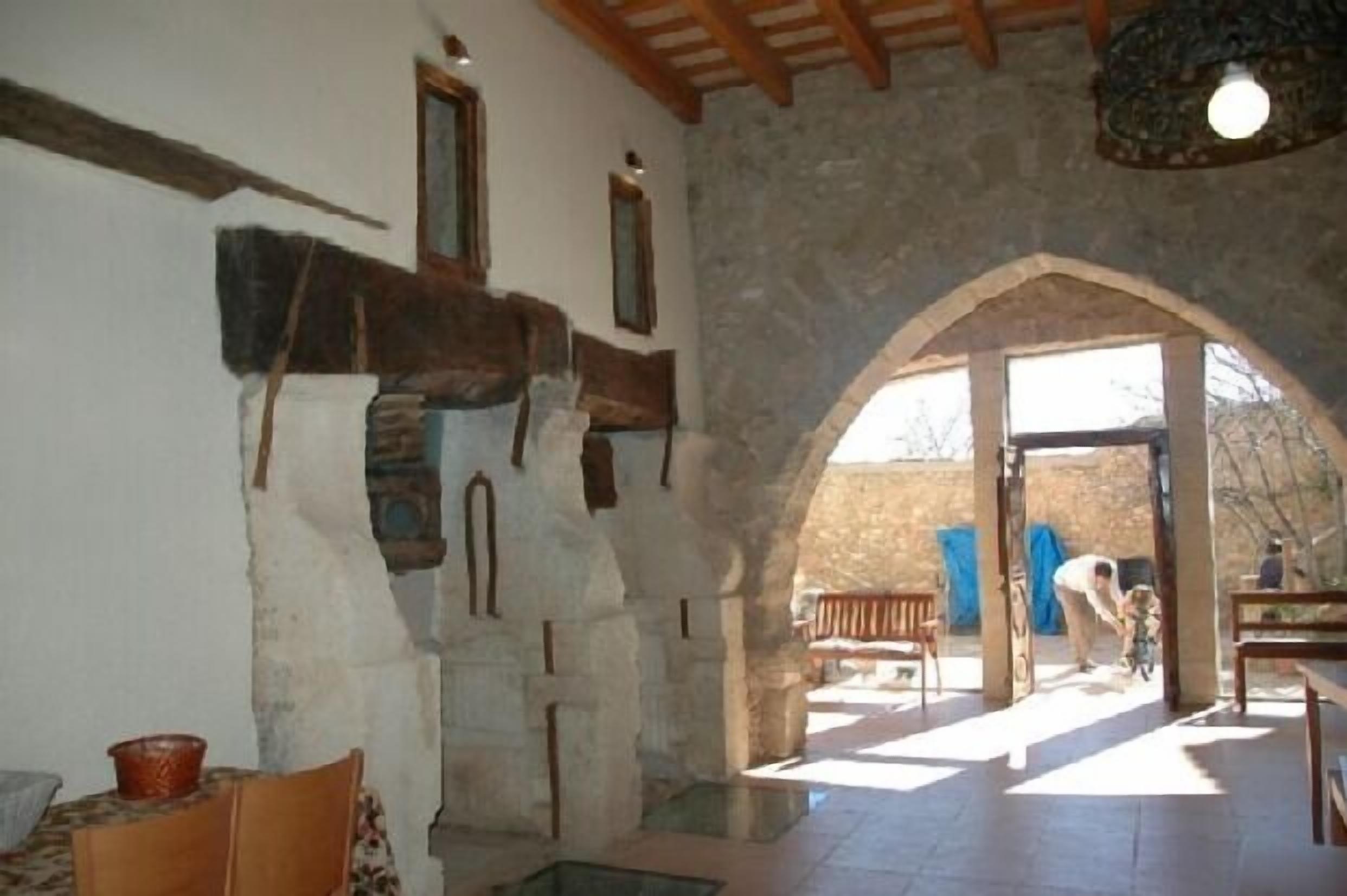 Villa Vallfort privacy and exlusivity with pool and bbq up to 30 people