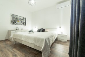 4 Schlafzimmer, Bügeleisen/Bügelbrett, WLAN, Bettwäsche