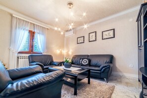 TV - Perfect place for family vacation (Dubrovnik)