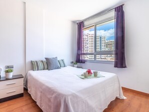 2 camere, ferro/asse da stiro