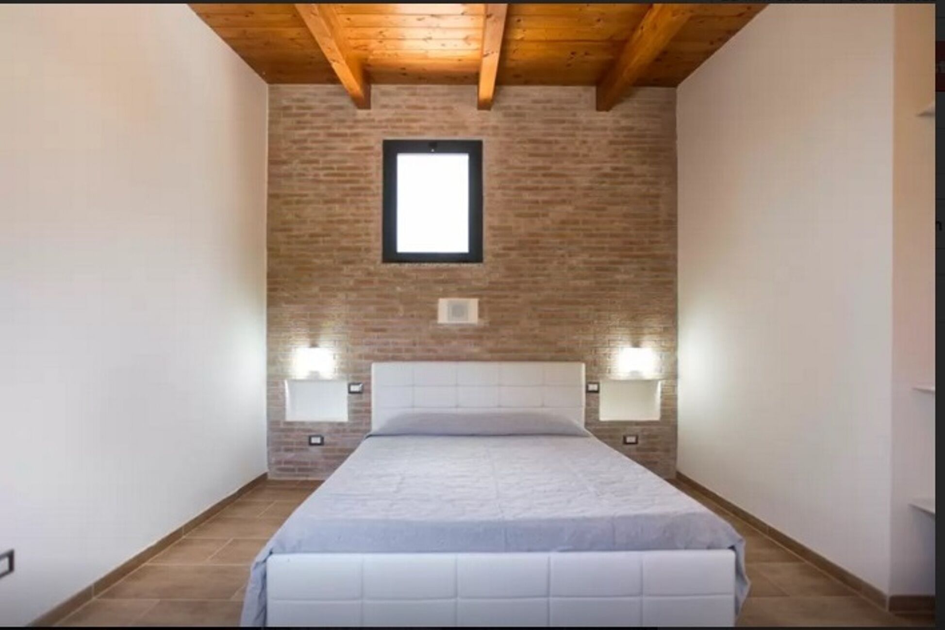 The Old Sheep-Shed | Modern Cottage | Private garden | Rural Retreat near beach