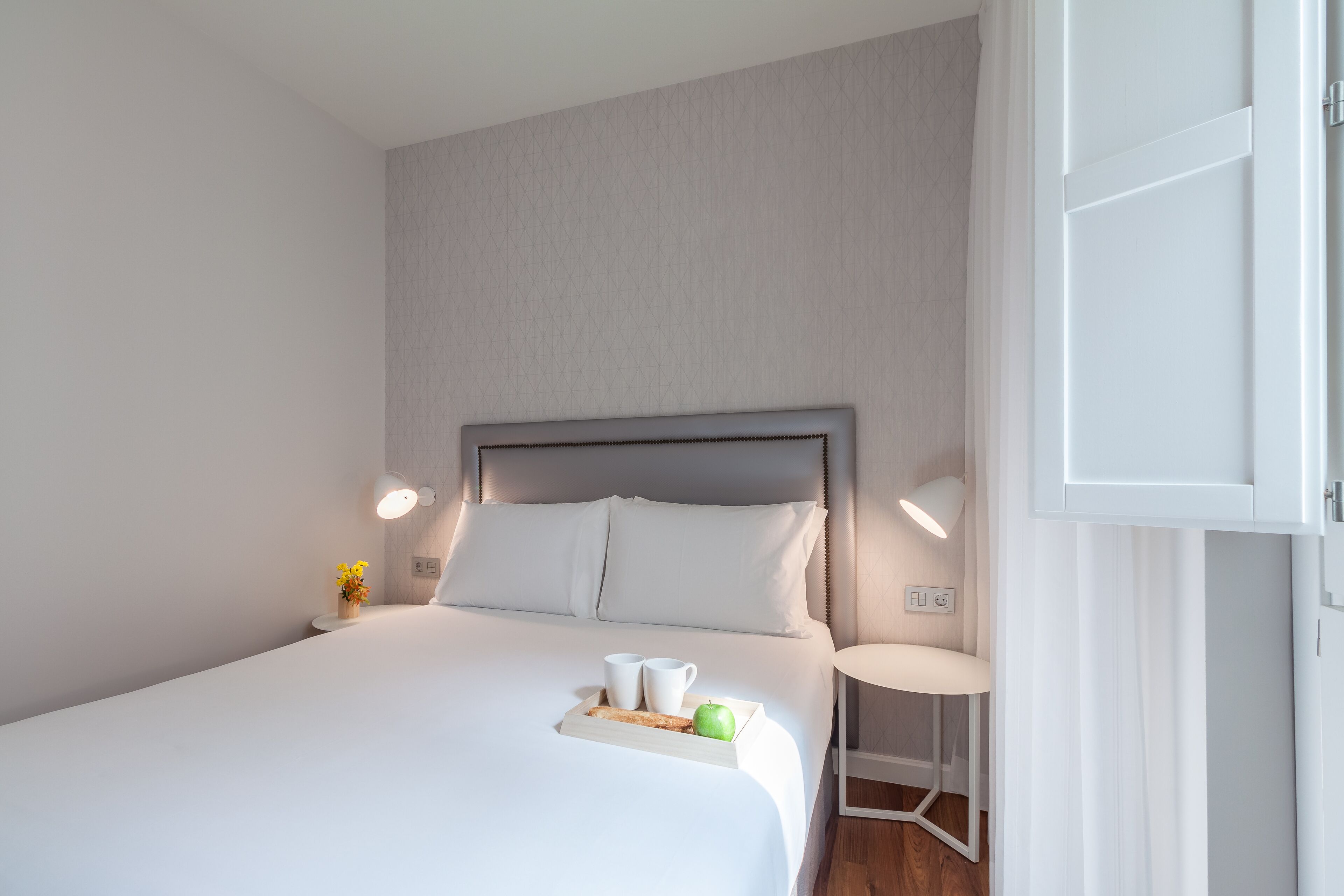 CÁDIZ CENTER: BRIGHT APARTMENT