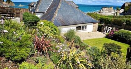 Beach House directly on the Sea front<br>DEEP STEAM CLEANED AND SANITISED