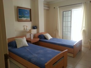 3 habitaciones y caja de seguridad en la habitación 