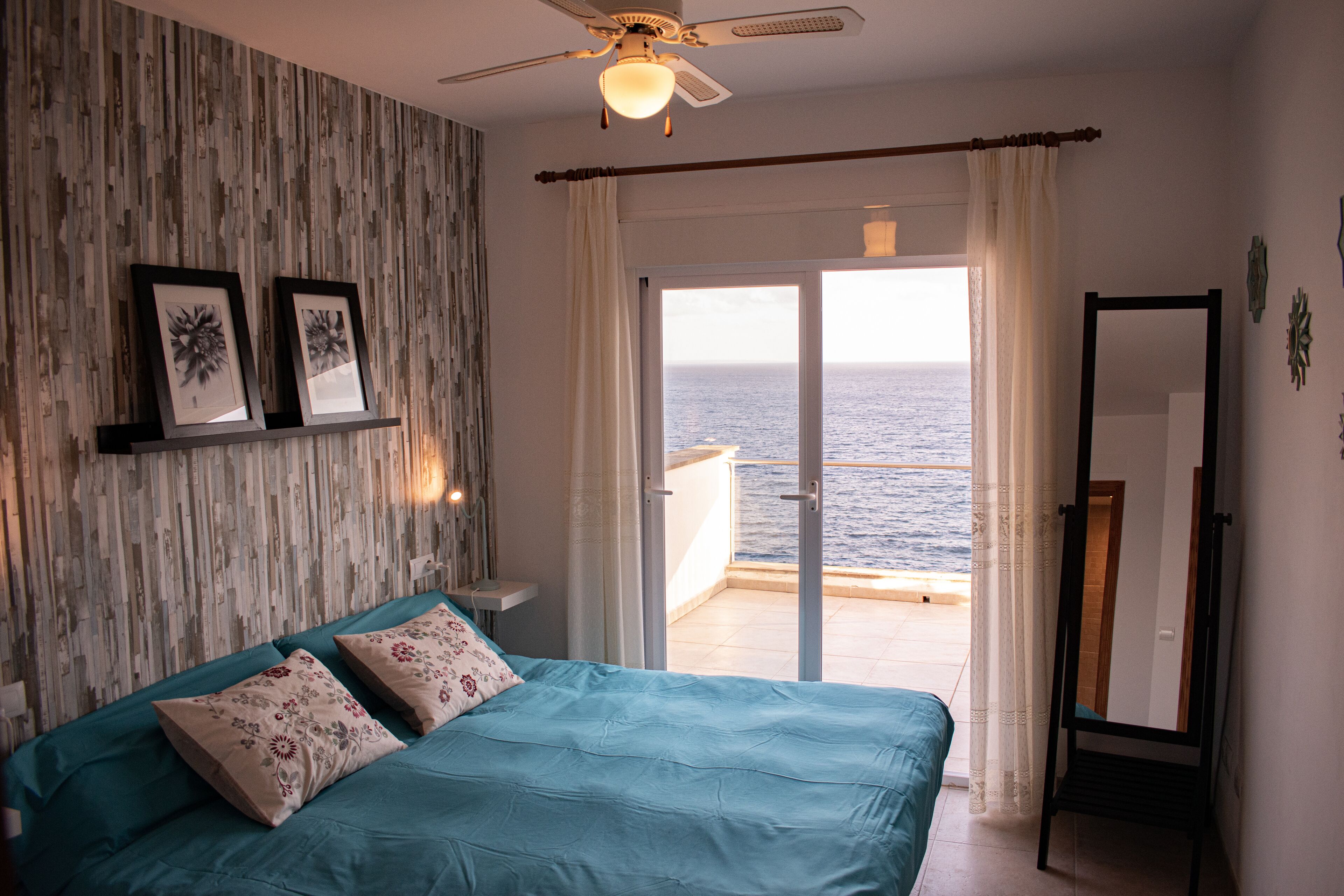 3 間睡房、熨斗/熨衫板、可攜式嬰兒床、免費 Wi-Fi