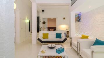 Télévision, lecteur de DVD, chaßne hi-fi