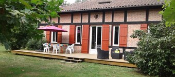 maison de caractère avec grand jardin ombragé