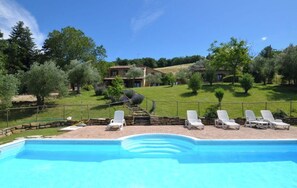 Piscine extérieure