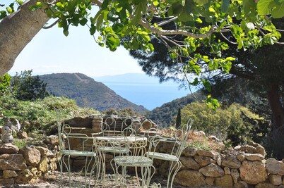 Holiday House in Elba with panorama Porto azzurro