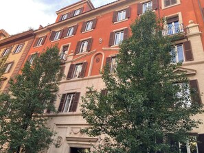 Exterior - SAN PIETRO - MIRABELLO . San Pietro e Musei Vaticani 15 minutes walking (Roma)