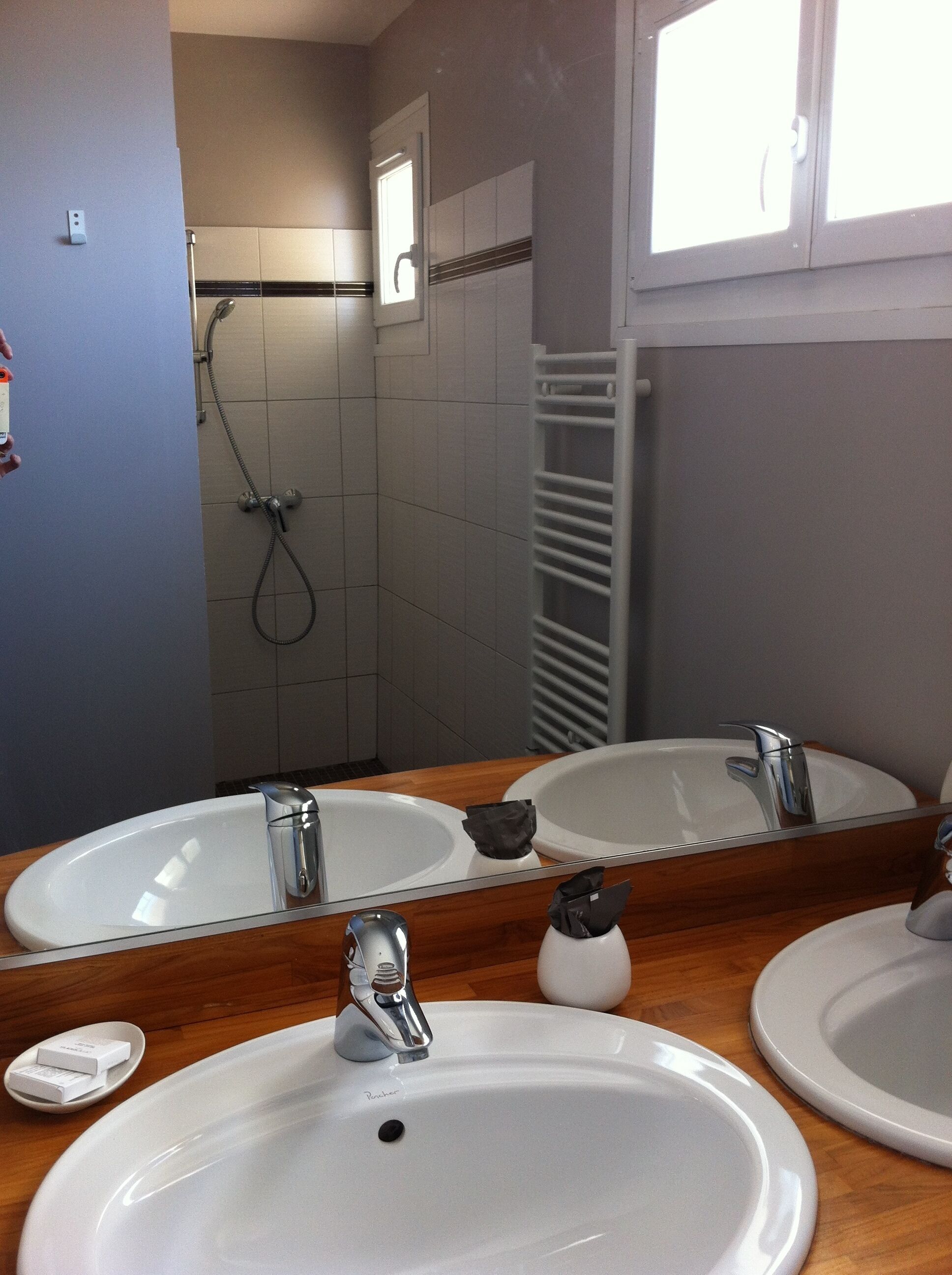 LE CHERGUI HOUSE ON THE SEA - BEACH - WIFI - TERRAS - CALANQUES - PROVENCE 