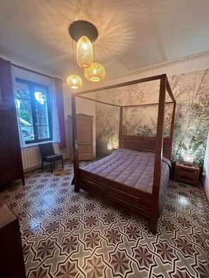 4 chambres, Wi-Fi gratuit, draps fournis