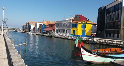 Bel appartement dans Aveiro Center AVEC WIFI ET VUE MAGNIFIQUE DE RIA