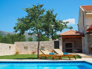 Outdoor pool, a heated pool - Heated private pool, near Dubrovnik,8+2,ideal for families&groups (Mocici)